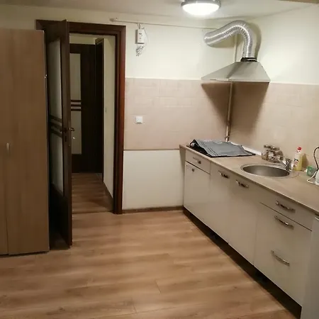 Апартаменти Studio Centru Istoric Брашов